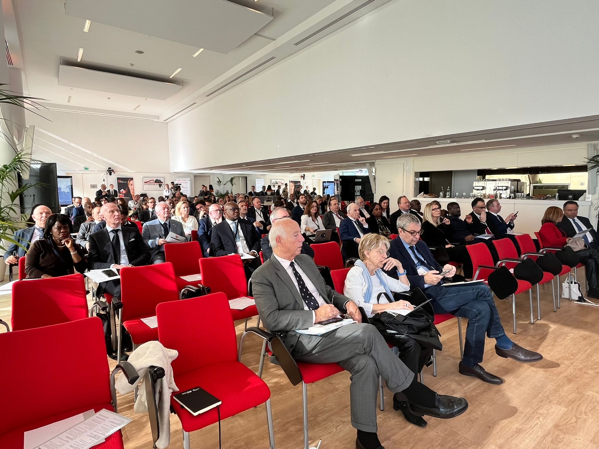 b9e22d93 5c6c 4f79 9fbc df9b7fc4ac4a